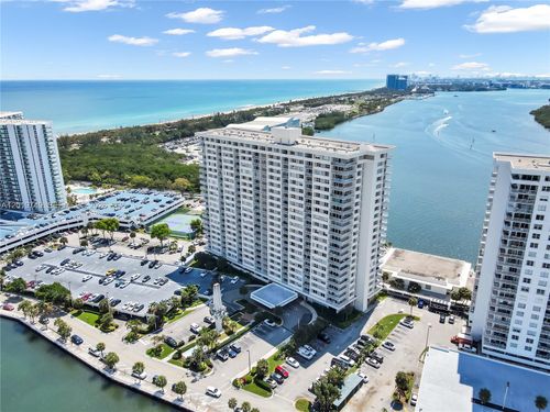 307-300 Bayview Dr, Sunny Isles Beach, FL, 33160-4744 | Card Image