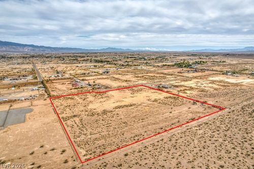 1300 Equestrian Ct, Pahrump, NV, 89048 | Card Image