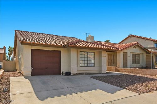 6725 Reggie Cir, Las Vegas, NV, 89107-3346 | Card Image