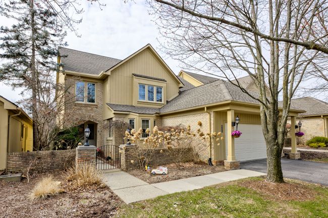 6255 Celeste Rd, Condo with 4 bedrooms, 4 bathrooms and null parking in West Bloomfield MI | Image 47