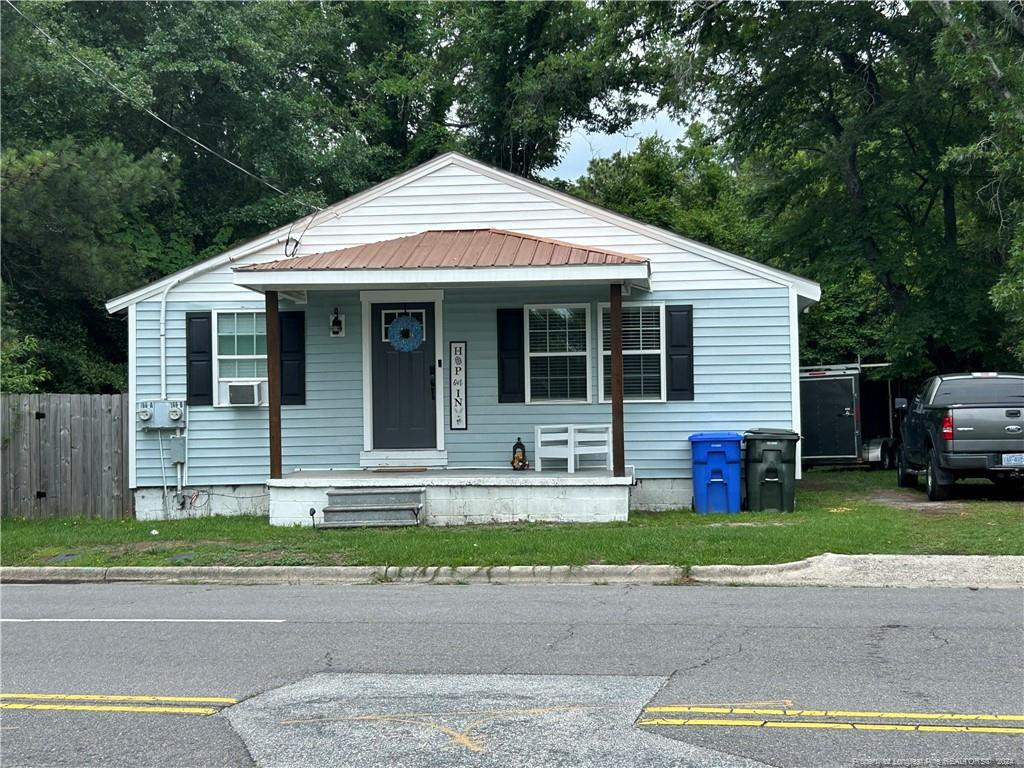Topeka St, Fayetteville, NC 28301