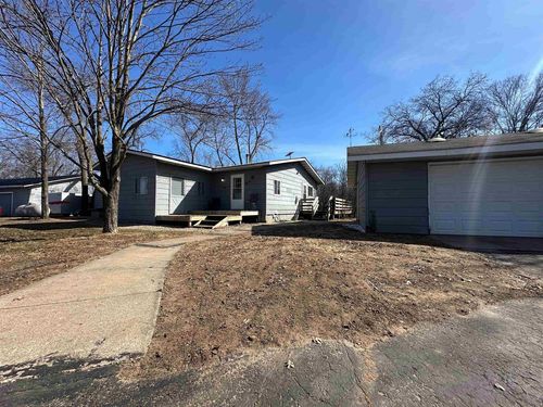 N11992 12th Ave, Necedah, WI, 54646-7525 | Card Image