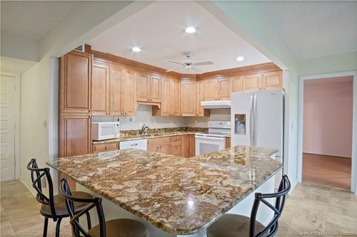 apt-9-204-1800 Se Saint Lucie Blvd, Stuart, FL, 34996-4226 | Card Image