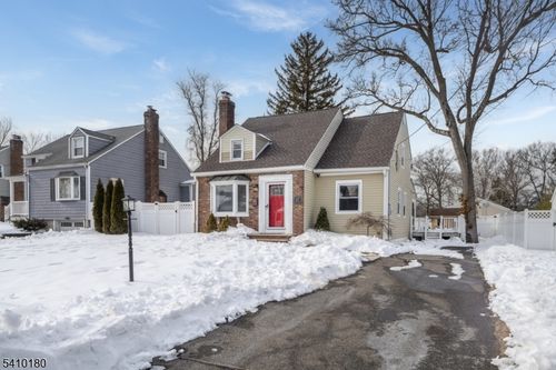 17 Shady Ln, Fanwood, NJ, 07023-1718 | Card Image