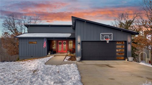 39 Grier Dr, Bella Vista, AR, 72715-4933 | Card Image