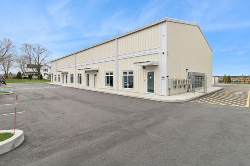 313 Edwards Ave, Calverton, NY, 11933-1642 | Card Image