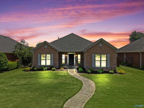 1010 Brookshire Ln Se, Decatur, AL, 35601-3473 | Card Image