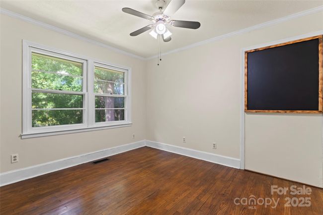 Hall Bath | Image 23