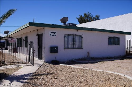 1-705 Morgan Ave, Las Vegas, NV, 89106-3464 | Card Image