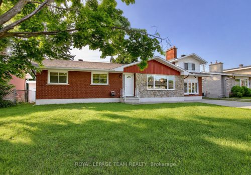 31 Pritchard Dr, Nepean, ON, K2G1B2 | Card Image