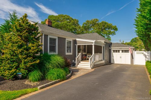 157 Sayville Blvd, Sayville, NY, 11782-2046 | Card Image