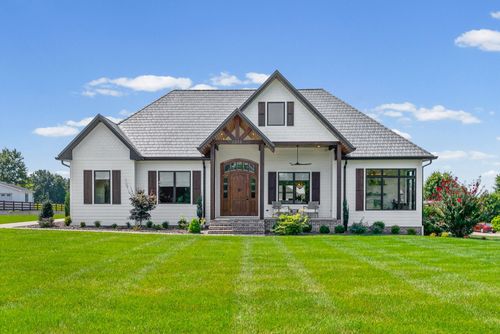 1953 Lovers Ln, Hopkinsville, KY, 42240-8300 | Card Image