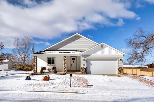 403 N Highland Dr, Cedar City, UT, 84721-2720 | Card Image