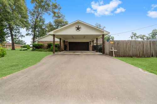 303 Greenwood Dr, Livingston, TX, 77351-8316 | Card Image