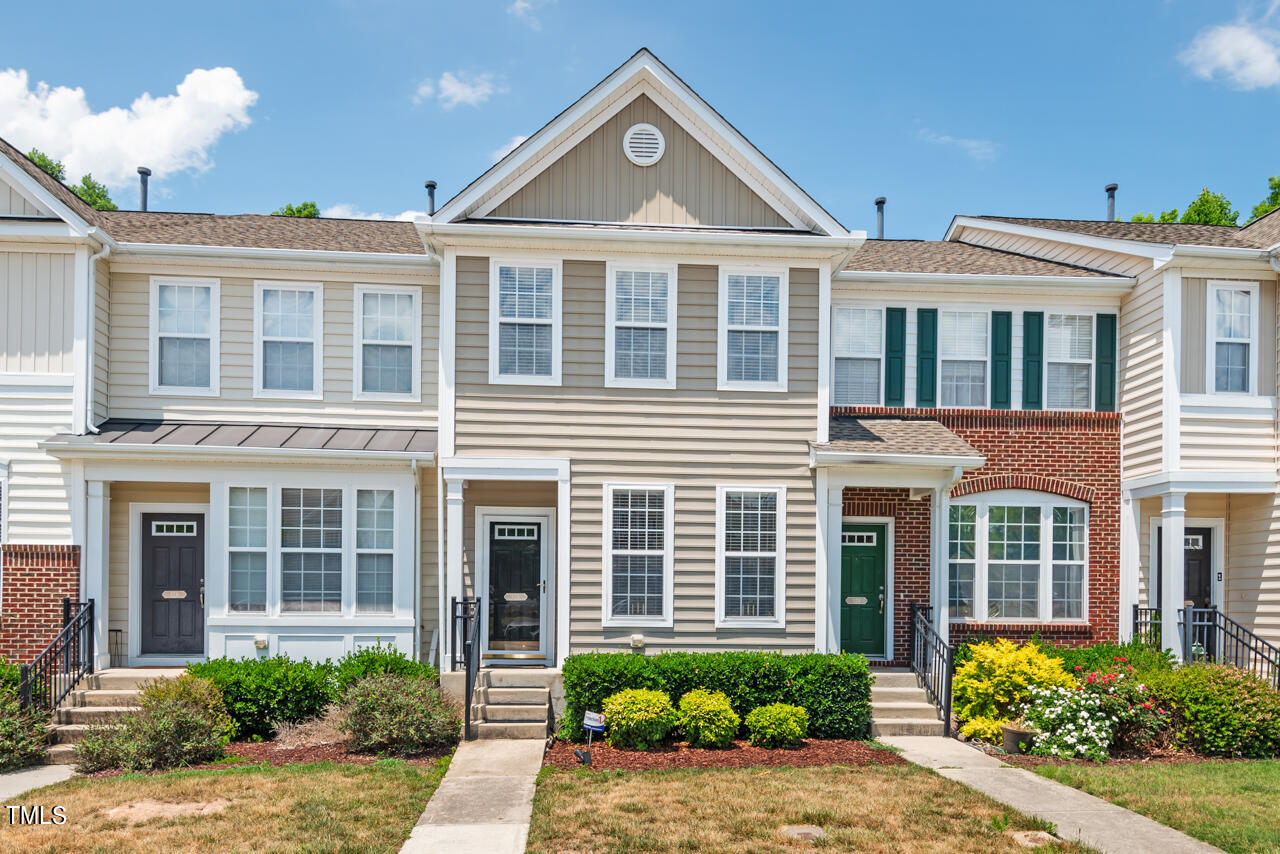 Grey Elm Trl, Durham, NC 27713