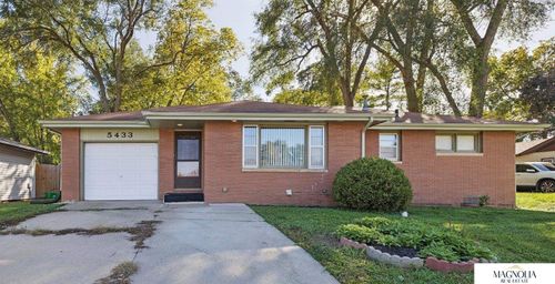 5433 Pioneers Blvd, Lincoln, NE, 68506-5347 | Card Image