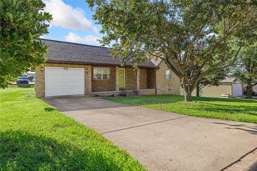 3 Rock Springs Ct, Harrison, AR, 72601-6604 | Card Image