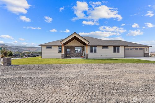 19 Good Tern Ln, Malaga, WA, 98828-4504 | Card Image