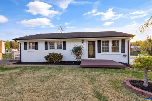 3053 Woodway Dr, Roanoke, VA, 24104 | Card Image