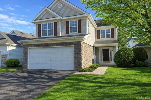 12 Sophia Drive, Brookhaven, NY, 11953 | Card Image