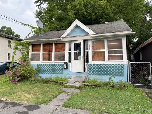 502 Wolf St, Syracuse, NY, 13208-1140 | Card Image