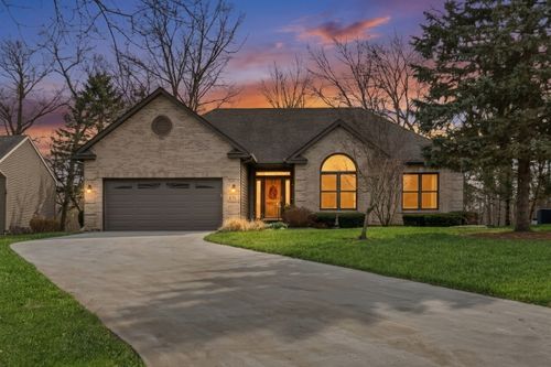 674 Wood Creek Dr, Antioch, IL, 60002-3100 | Card Image