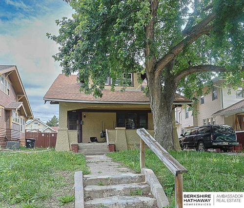 2870 Newport Avenue, Omaha, NE, 68112 | Card Image