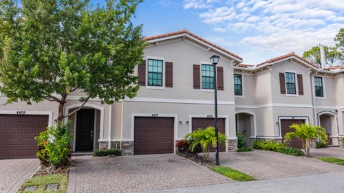 4407 Hemlock Dr, Riviera Beach, FL, 33410-1903 | Card Image