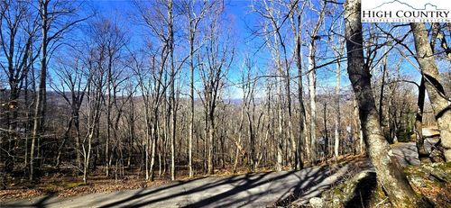 22 Ski Acres Dr, Blowing Rock, NC, 28605 | Card Image