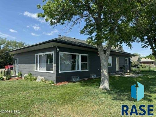 556 N Lake Dr Drive, Watertown, SD, 57201 | Card Image