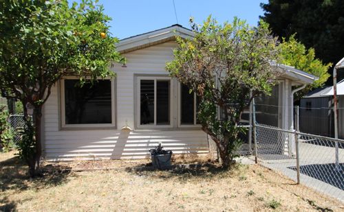 206 Woodrow Ave, Vallejo, CA, 94591-7304 | Card Image