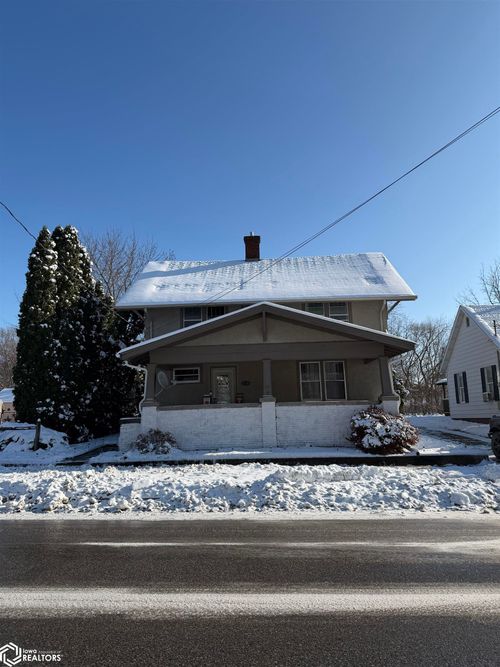 708 S 7th St, Oskaloosa, IA, 52577-3421 | Card Image