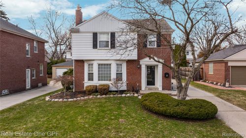 2121 Bonnieview Dr, Royal Oak, MI, 48073-3814 | Card Image