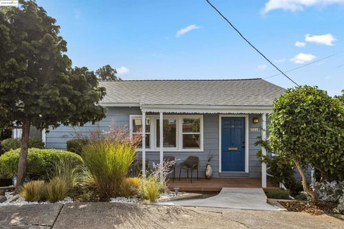 7318 Gladys Ave, El Cerrito, CA, 94530-2237 | Card Image