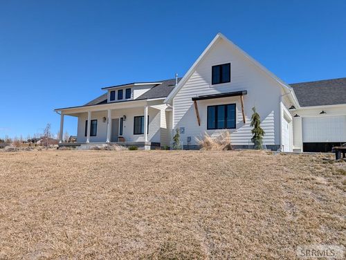 5440 Rio Seco Dr, Ammon, ID, 83406-5067 | Card Image