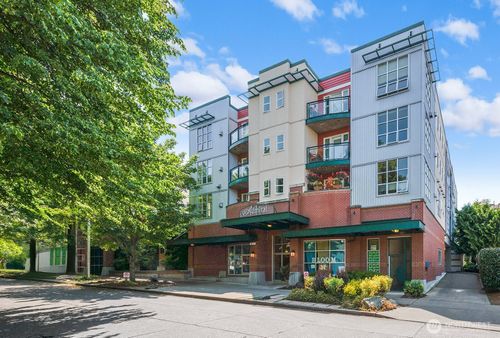 apt-206-2331 42nd Ave Sw, Seattle, WA, 98116-2557 | Card Image