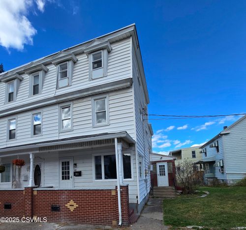 141 W 5th St, Mount Carmel, PA, 17851-2064 | Card Image