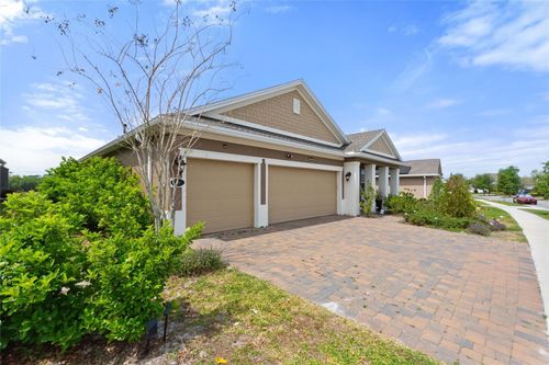 994 Victoria Hills Dr S, DELAND, FL, 32724-8881 | Card Image
