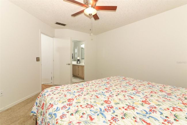 Primary Bedroom-Alt View | Image 15