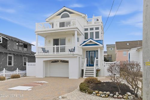 514 N Atlantic Ave, BEACH HAVEN, NJ, 08008-1947 | Card Image