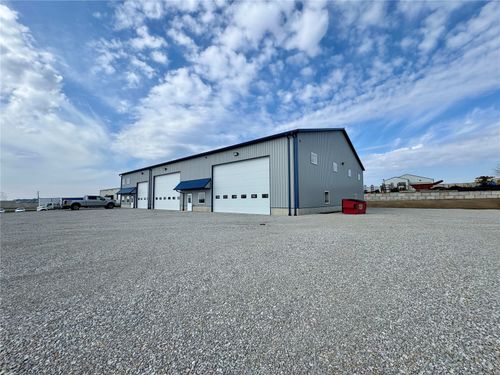 550 G Street Ne, Walford, IA, 52351 | Card Image
