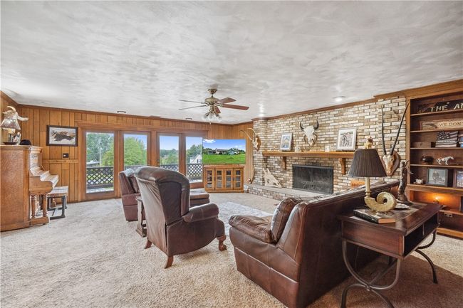 829 Hecla Rd, House other with 5 bedrooms, 3 bathrooms and 2 parking in Mt. Pleasant Twp - Wml PA | Image 7