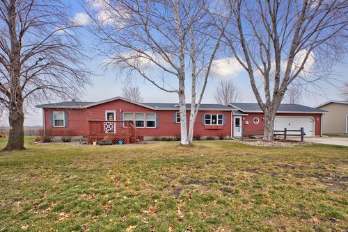 87 Blashack St, Waldorf, MN, 56091-7518 | Card Image