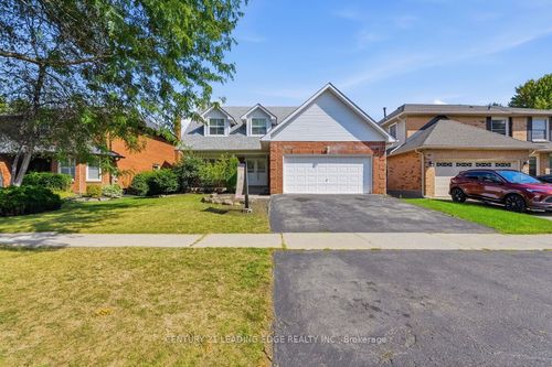 2409 Butternut Cres, Burlington, ON, L7M3J7 | Card Image