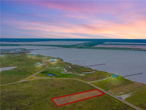 110 Dockside Dr, Rockport, TX, 78382-4437 | Card Image