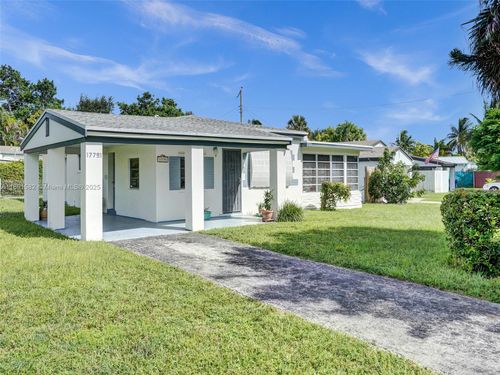 17791 Ne 13th Ave, North Miami Beach, FL, 33162-1305 | Card Image