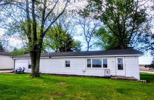 627 E Mccoysburg Rd, Rensselaer, IN, 47978 | Card Image