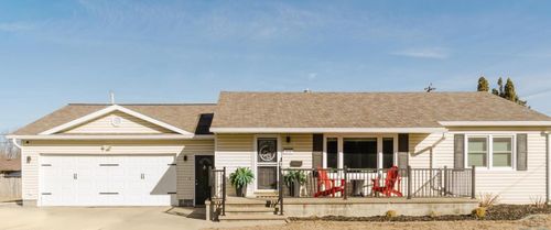 419 S Lynn Dr, Le Mars, IA, 51031-2643 | Card Image