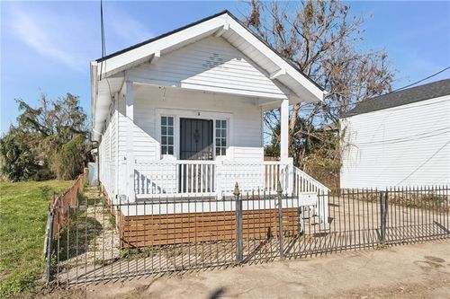 2061 N Miro St, New Orleans, LA, 70119-1656 | Card Image