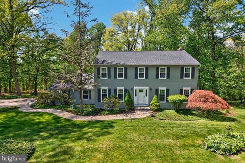 634 Pancoast Ln, Downingtown, PA, 19335-1244 | Card Image